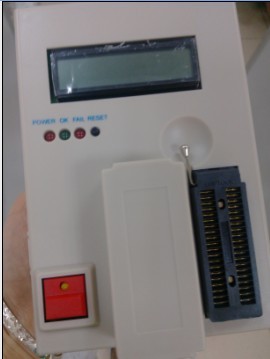 本店长期现货销售:远翔/飞凌烧录器、仿真器、远翔/飞凌MCU、所有产品均为全新原装保障!提供各类电子产品的项目开发设计,远翔/飞凌单片机程序开发、芯片代烧录程序、磁场感测、无刷直流马达驱动IC、各类型摇控器、智能型充电器、大小家电、安防类、各种LED灯饰类。