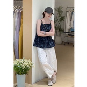 两件套夏 设计感小个子吊带碎花上衣显瘦弯刀裤 又酷又飒 穿搭套装