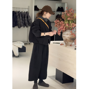 巨好看的两件套冬装设计感翻领加厚夹棉连帽外套休闲阔腿裤套装女