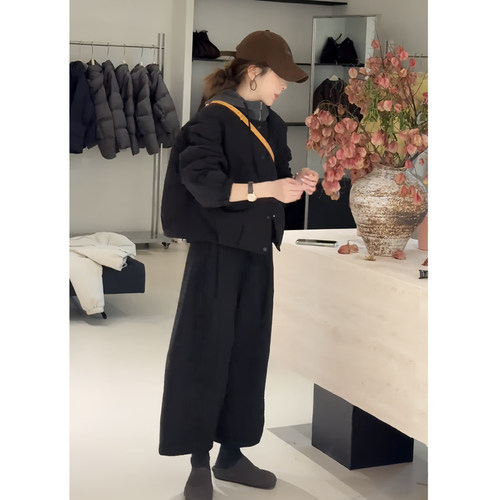 巨好看的两件套冬装设计感翻领加厚夹棉连帽外套休闲阔腿裤套装女