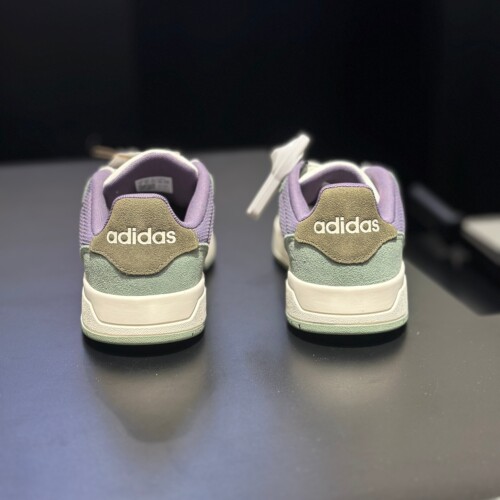 adidas/阿迪达斯男百搭运动鞋翻毛皮迷雾绿板鞋JR8322