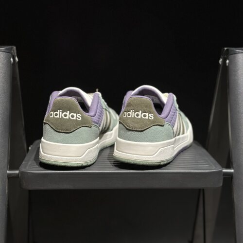 adidas/阿迪达斯男百搭运动鞋翻毛皮迷雾绿板鞋JR8322