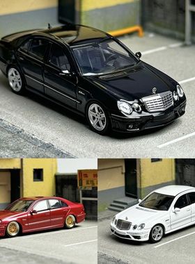KM 1:64 奔驰E63 W211 经典四眼奔驰 合金汽车模型收藏