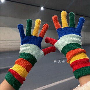 彩虹条纹针织手套女冬季加厚百搭韩版彩色五指可触屏保暖防寒冬天