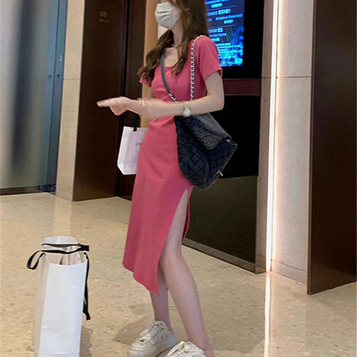 2025年新款夏装茶歇法式包臀裙温柔风辣妹修身连衣裙子女夏中长裙