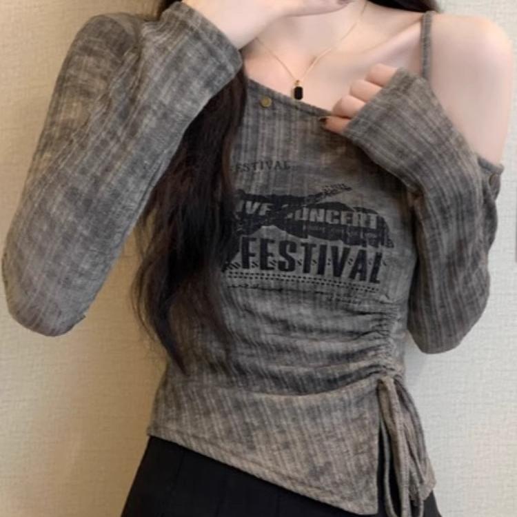 辣妹抽绳印花露肩长袖T恤女秋季设计感修身显瘦小众不规则短上衣