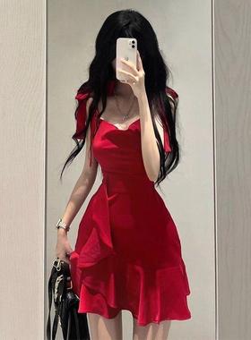 新款荷叶气质辣妹红色吊带连衣裙小个子夏季纯欲风收腰显瘦短裙女