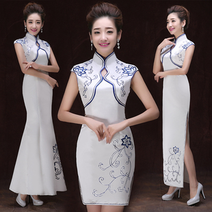 中国风白色青花瓷长短款开业庆典迎宾颁奖走秀礼仪小姐女旗袍租赁
