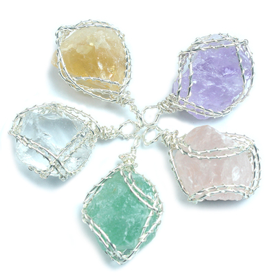 天然水晶原石吊坠项链绿萤石男女锁骨链情侣不锈钢绕线白黄紫水晶