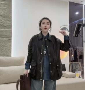 2025新皮衣女中长款 独特超真皮翻领羊皮夹克外套高级感