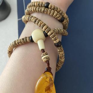 简陋，陈籽星月药片珠 搭配金绞蜜可做毛衣链或者度姆珠