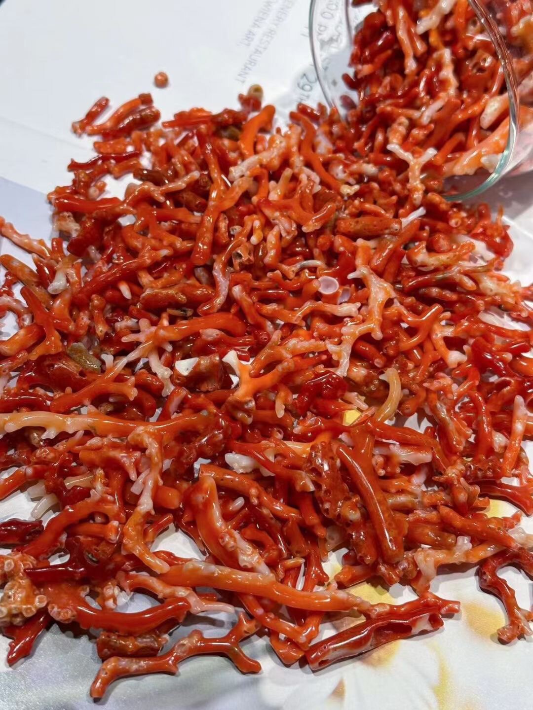 红宝石红珊枝三十七堆供曼扎宝石七宝石无染色装宝瓶宝石5克一份