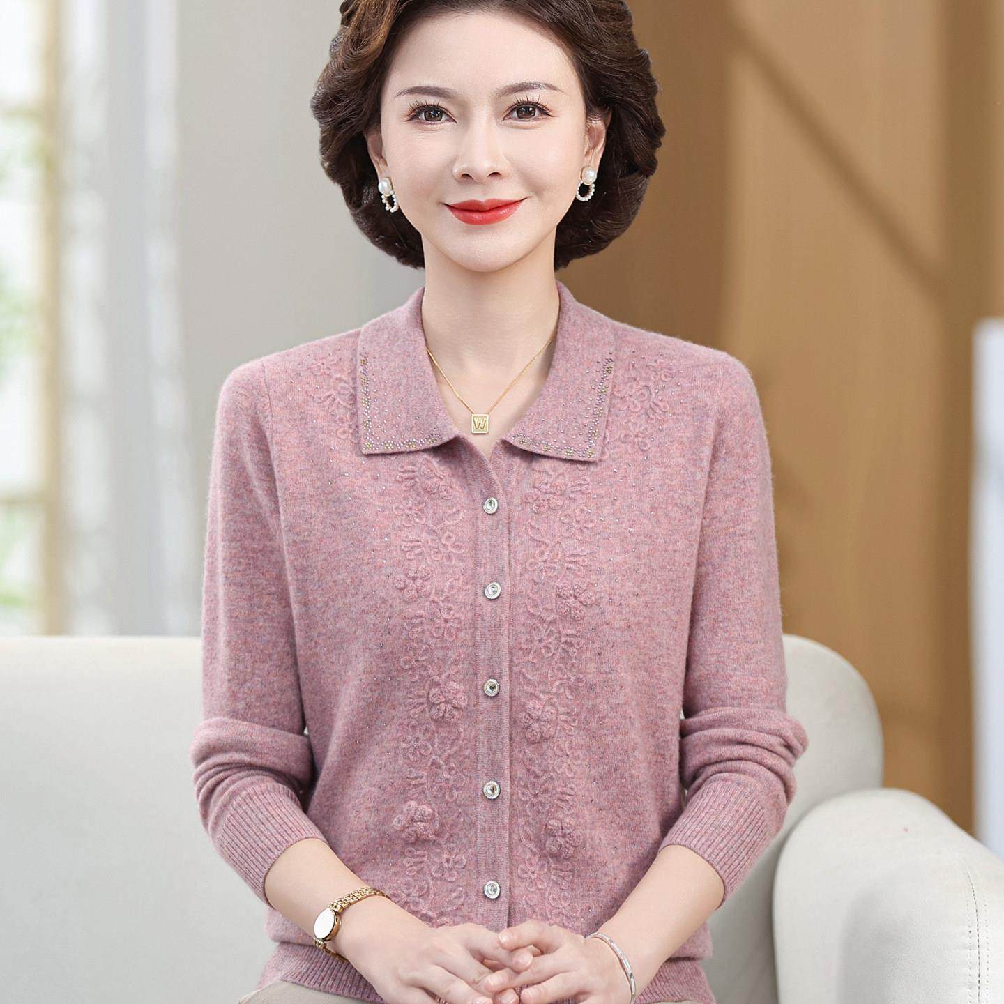 洋气高贵妈妈装100%纯羊绒翻领开衫毛衣中老年女重要场合羊毛上衣,女装/女士精品,羊绒衫,淘宝优惠券,粉丝福利购,淘宝优惠卷