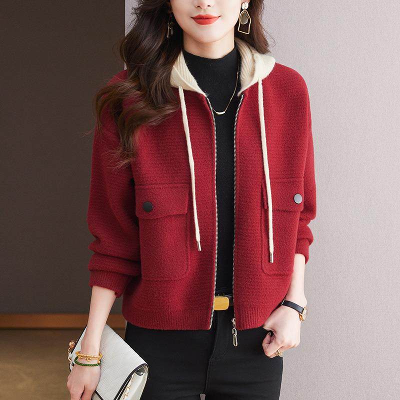 女士连帽短外套早秋季2025新款春秋中年妈妈爆款时尚洋派秋冬上衣