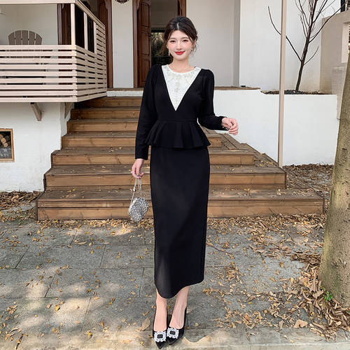 木夕儿女装2026秋季新款名媛减龄长袖拼接荷叶边钉珠假两件连衣裙