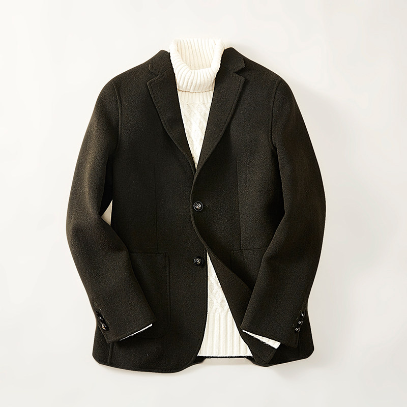 意式绅士 高档斜纹羊毛呢混纺 军绿色两粒扣男士休闲单西服外套在类目 男装, 西服中 - 来自Buy2taobao.com提供专业的淘宝代购服务