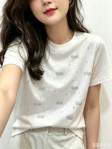 重工烫钻字母短袖T恤女夏2025新款正肩圆领通勤上衣胖MM大码装