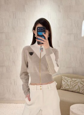 TT OF Girl 定制线 三角皮牌小立领绵羊毛混纺休闲夹克拉链外套