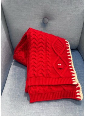 TT OF Girl节日氛围质感立体菱格撞色设计软糯包裹感羊绒混纺围巾