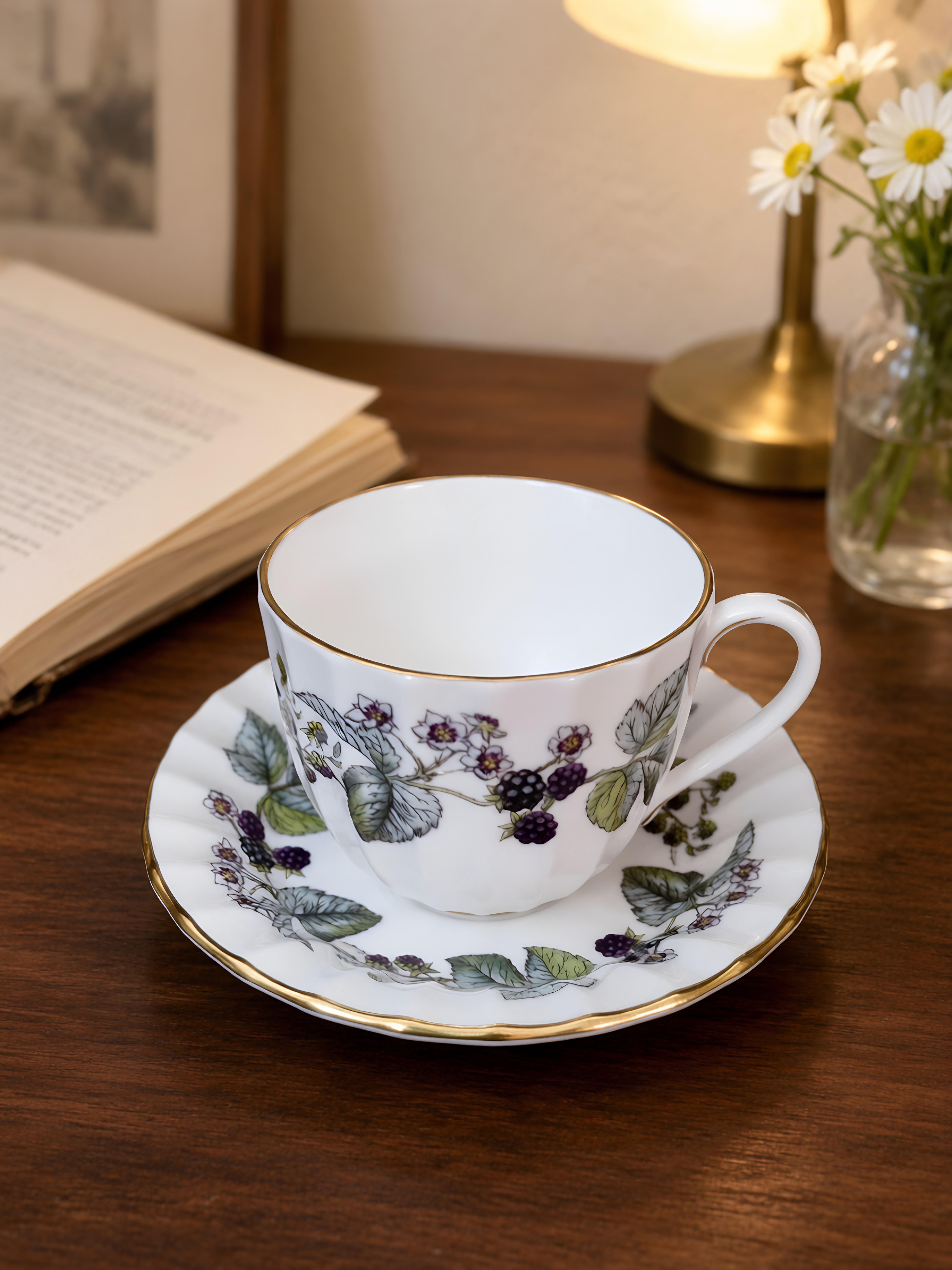 手绘茶杯碟RoyalWorcester英国
