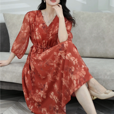2025新款法式显瘦气质真丝连衣裙女夏季碎花收腰洋气桑蚕丝裙子