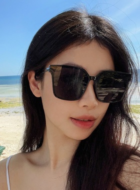 新款时尚大框墨镜网红素颜百搭太阳镜女感复古潮流防紫外线