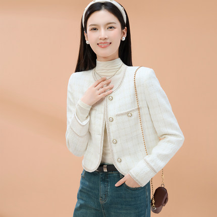 zk lin精致大牌短款富家千金小香风外套女2025新款白色上衣小个子
