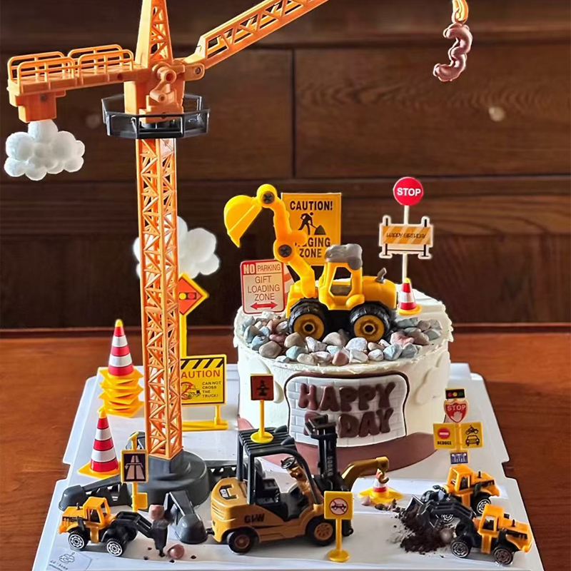 男孩生日蛋糕工程车吊塔吊车