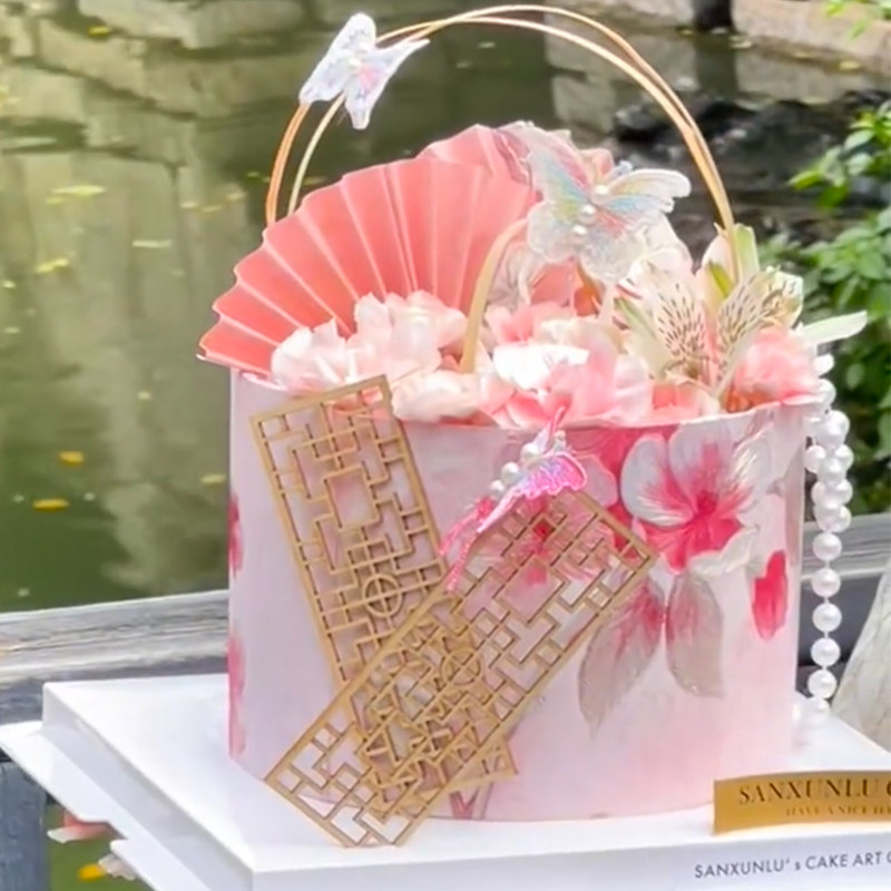 2025母亲节新中式蛋糕装饰围边国风屏风折扇蝴蝶摆件仿真花朵装扮,节庆用品/礼品,蛋糕/烘焙装饰用品,淘宝优惠券,粉丝福利购,淘宝优惠卷