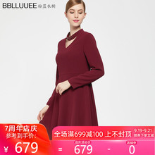 针织连衣裙 镂空V领收腰长袖 BBLLUUEE 粉蓝衣橱商场同款