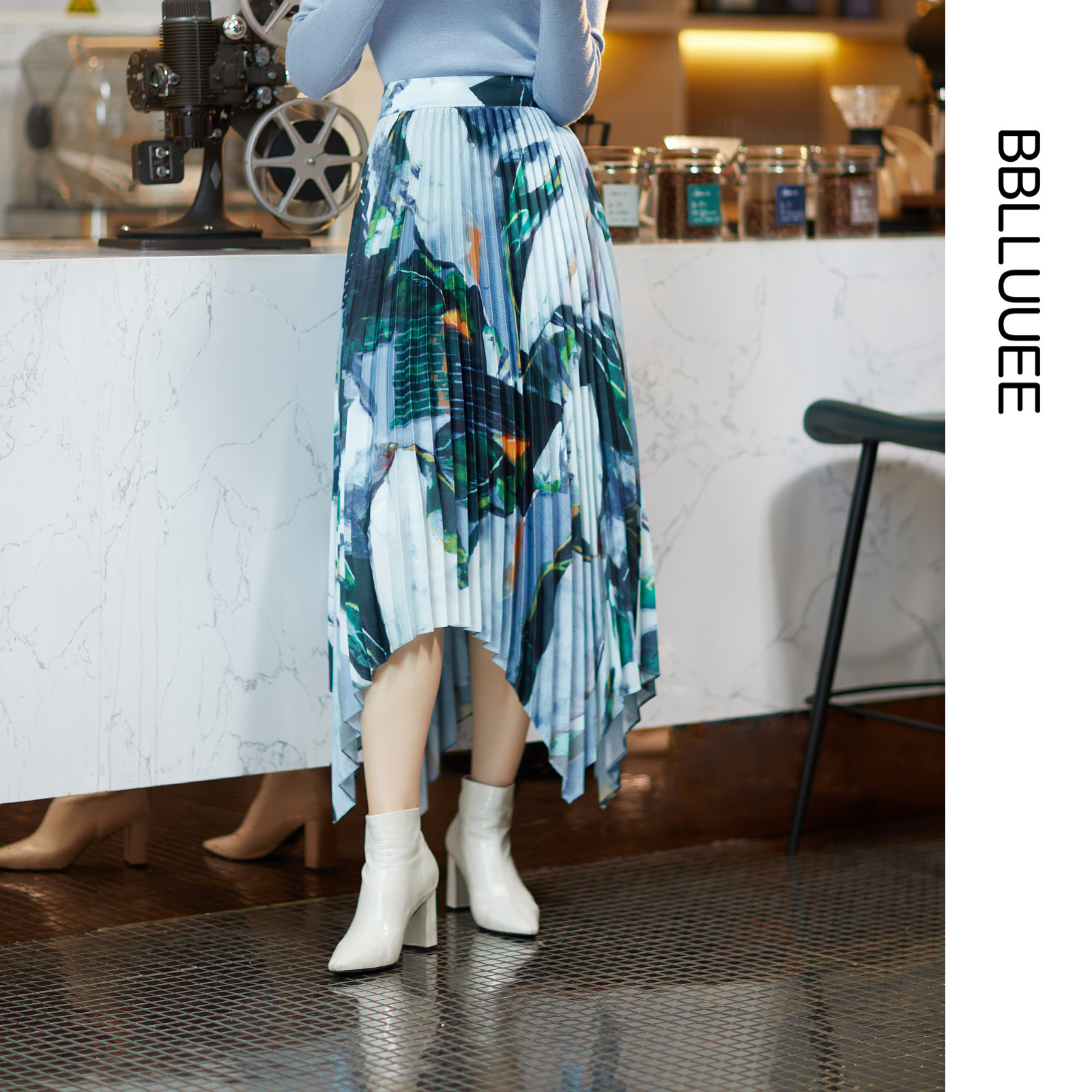 【青山雾绕】BBLLUUEE粉蓝衣橱2025春夏新款斜纹印花百褶半身裙女,女装/女士精品,半身裙,淘宝优惠券,粉丝福利购,淘宝优惠卷