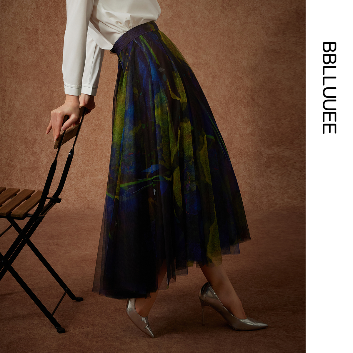 东方感诗意印花 A字网纱飘逸半身裙