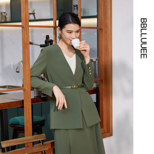 新款 女2025秋装 绿色职场短外套 粉蓝衣橱秋碧苔青V领西装 BBLLUUEE