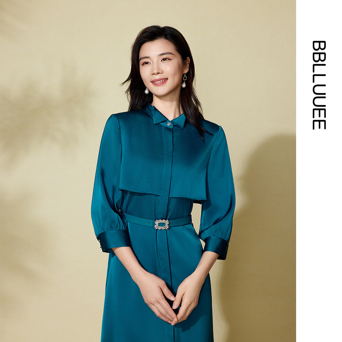 【青山远黛】粉蓝衣橱2025秋装新款光感优雅飘片翼领礼服连衣裙女,女装/女士精品,连衣裙,淘宝优惠券,粉丝福利购,淘宝优惠卷