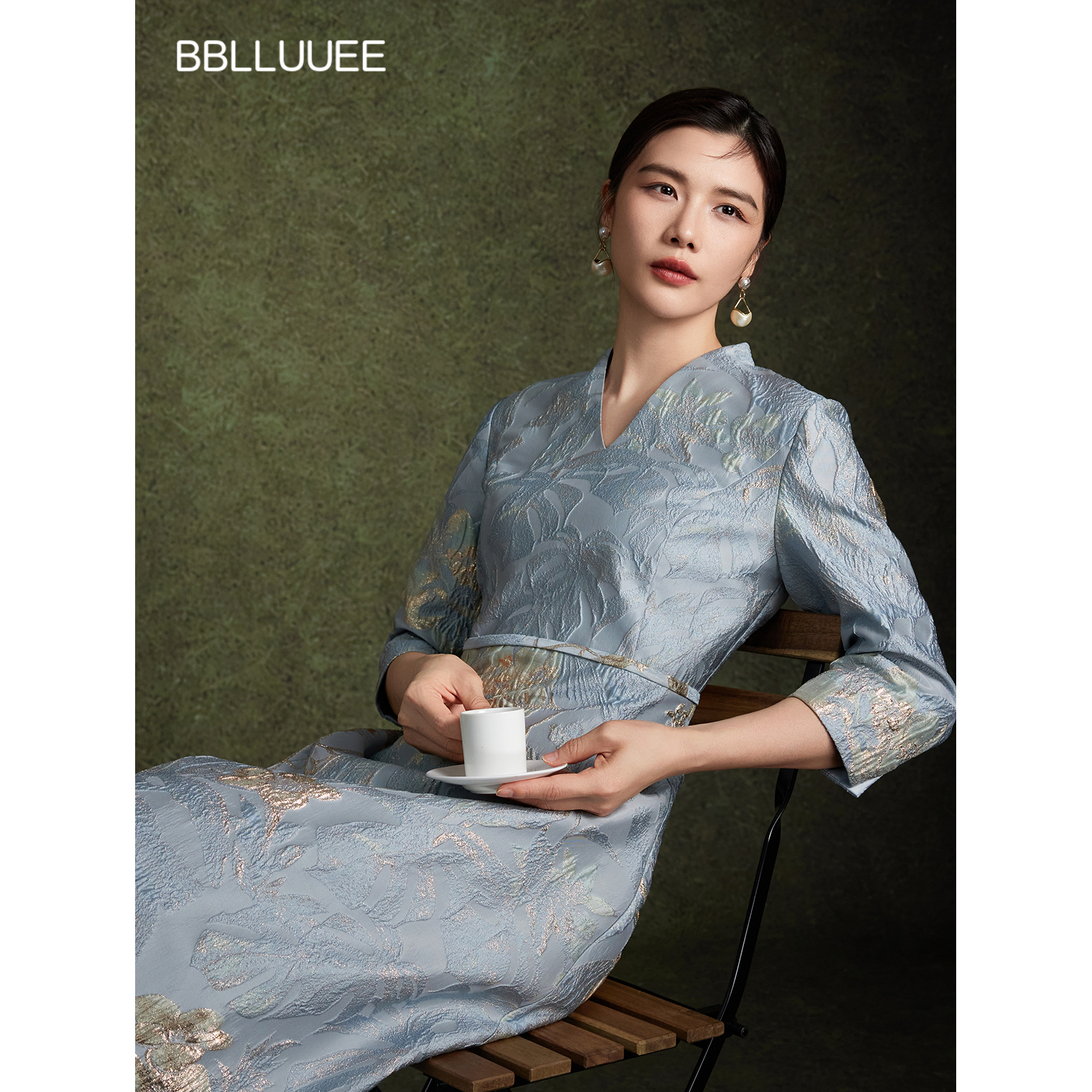 东方奢华粉蓝衣橱礼服裙