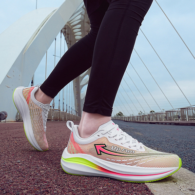 正品Uprun男鞋飞箭12.0碳板跑鞋摩擦有声音轻便网面透气运动鞋男