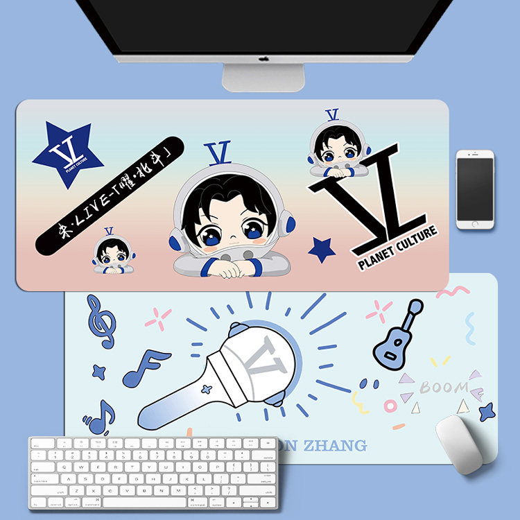 张杰超大橡胶鼠标垫电脑锁边游戏键盘书桌垫学生防滑书桌垫可定制