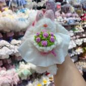 新款 连衣裙毛绒垂耳兔钥匙扣可爱呆萌抱捧花小兔子公仔包包挂饰