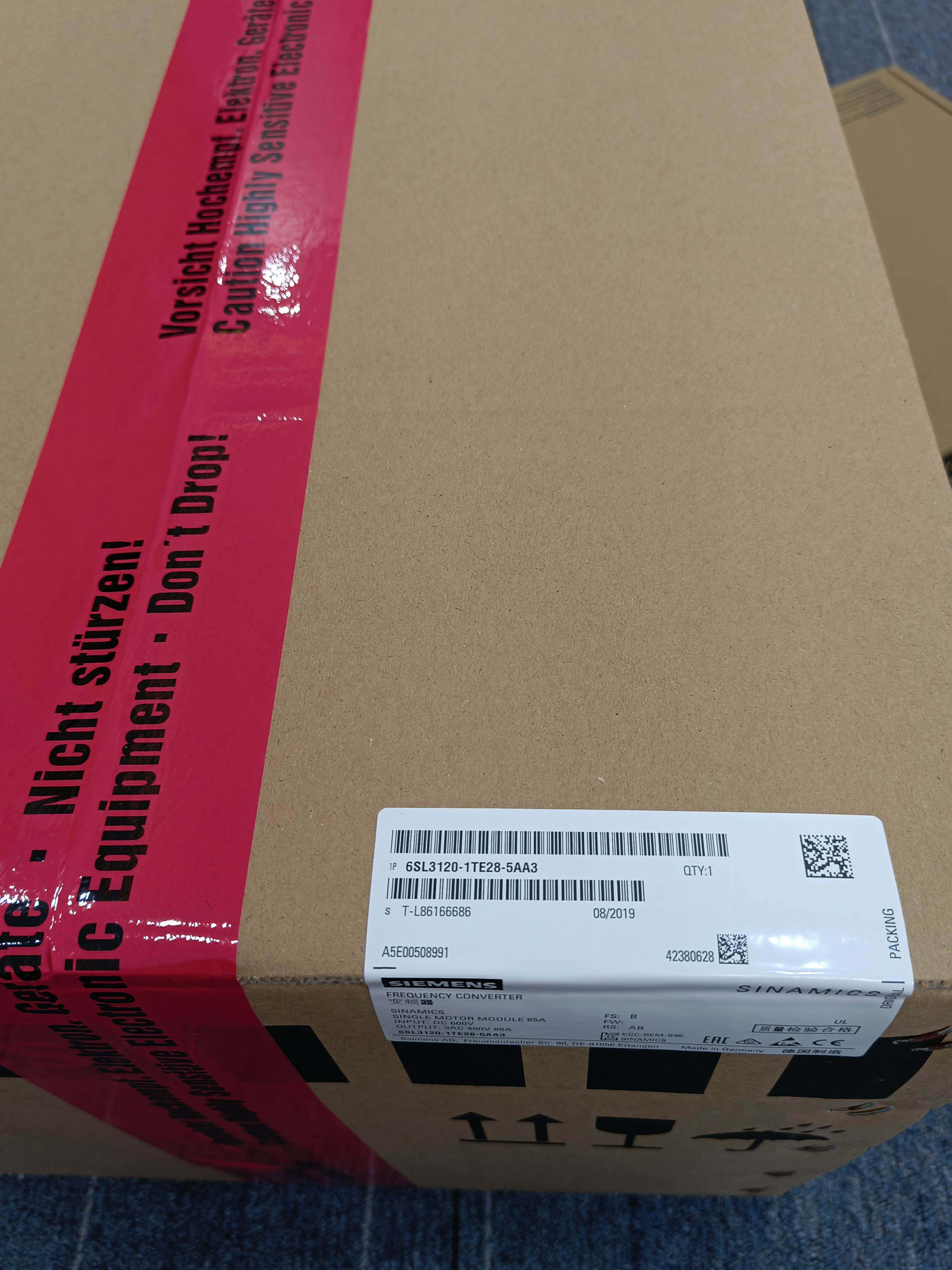 西门子全新原装现货未拆封s120单轴200a驱动器6sl3120-1te32-0a