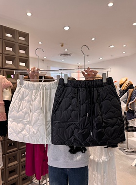 今年流行的爆款新款RICH松紧腰包臀半身裙小个子夹棉秋冬短款半裙