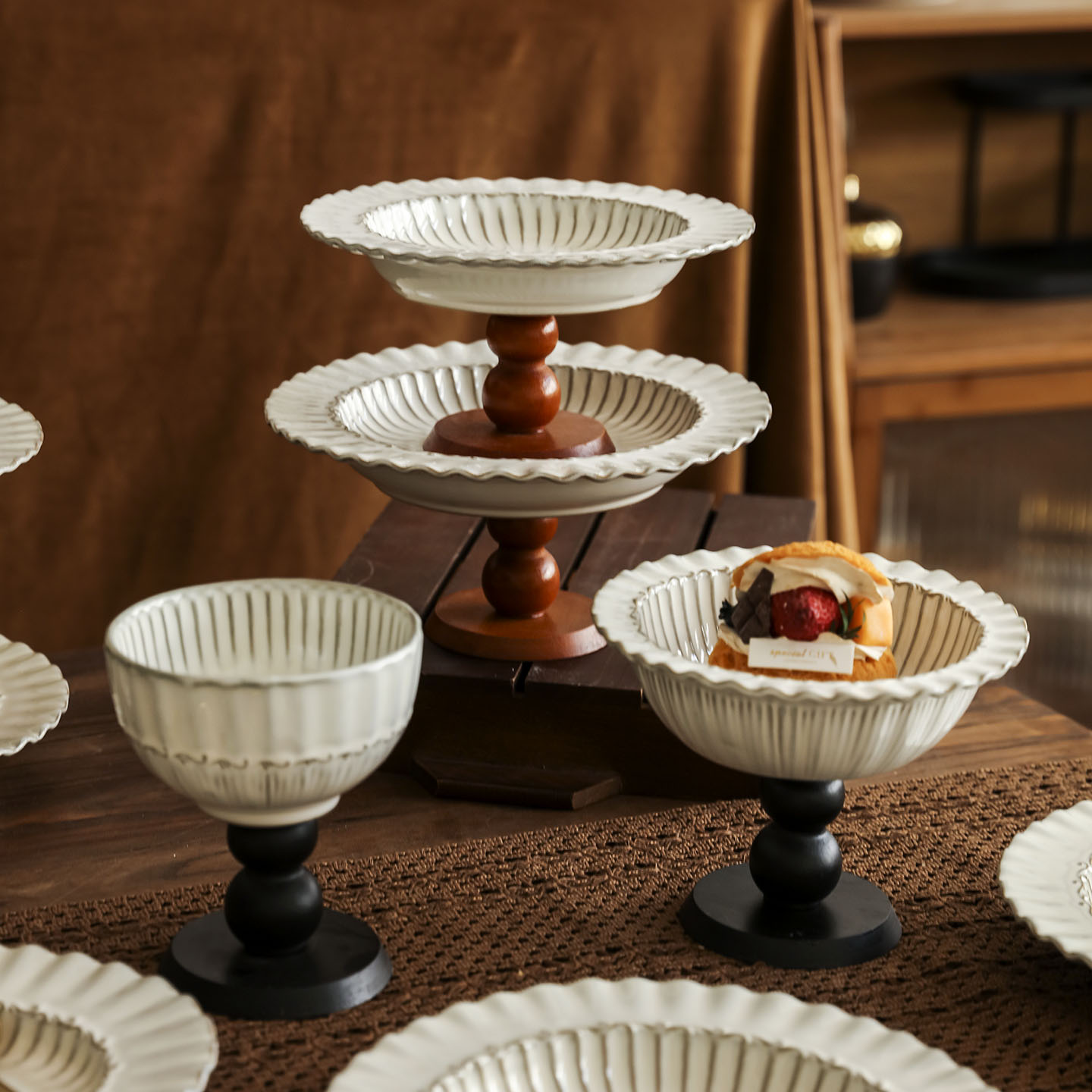 法式高脚蛋糕托盘下午茶水果盘点心碟精致木脚茶点碟甜品台展示架