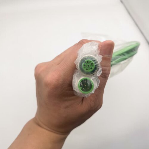 MURR7000-46041-8020300德国穆尔连接器线