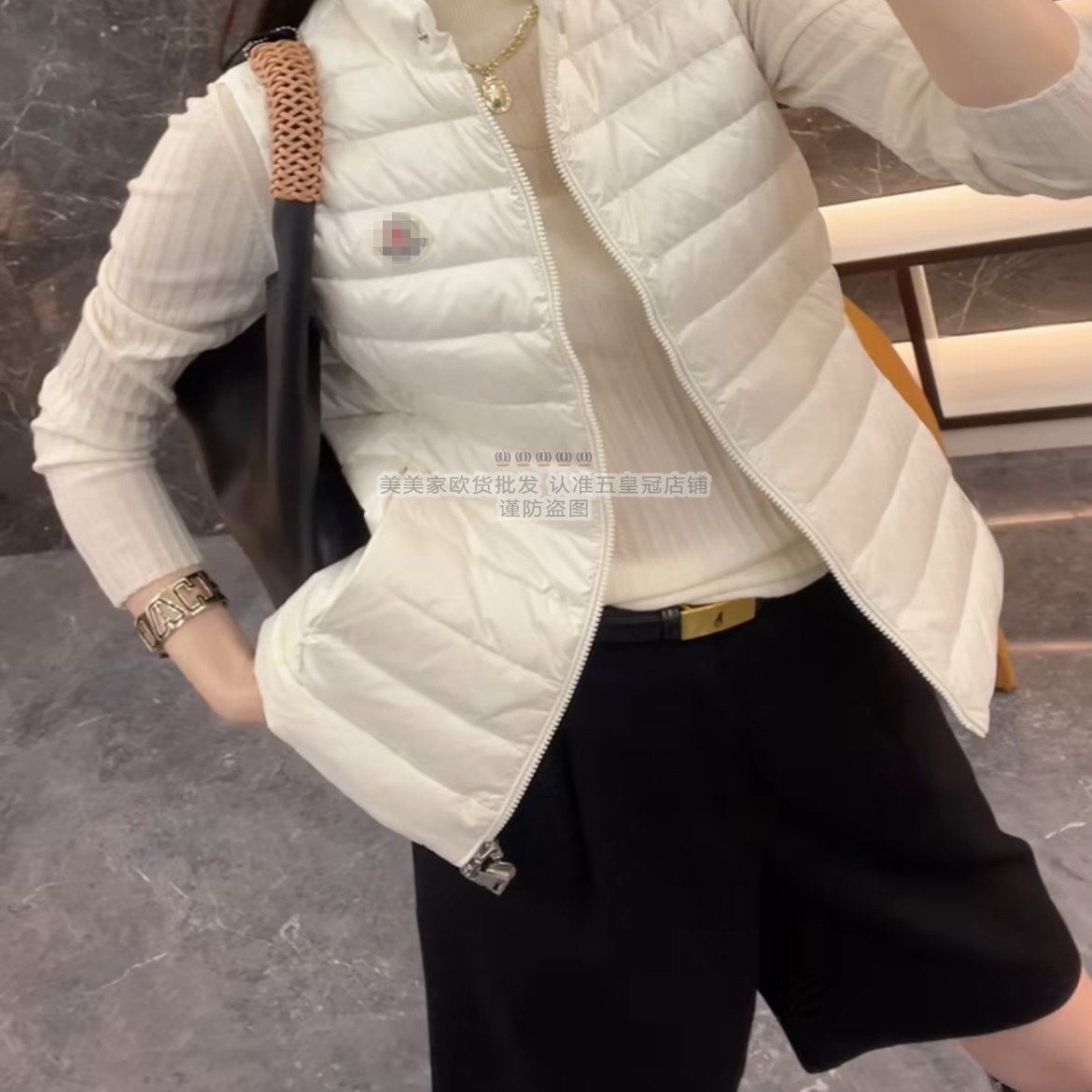 欧洲站2025秋冬新款时尚立领拉链羽绒服马甲休闲百搭保暖上衣外套