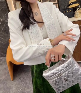 欧洲站2026早春新款高级感重工烫钻短款西装外套气质通勤女士西服