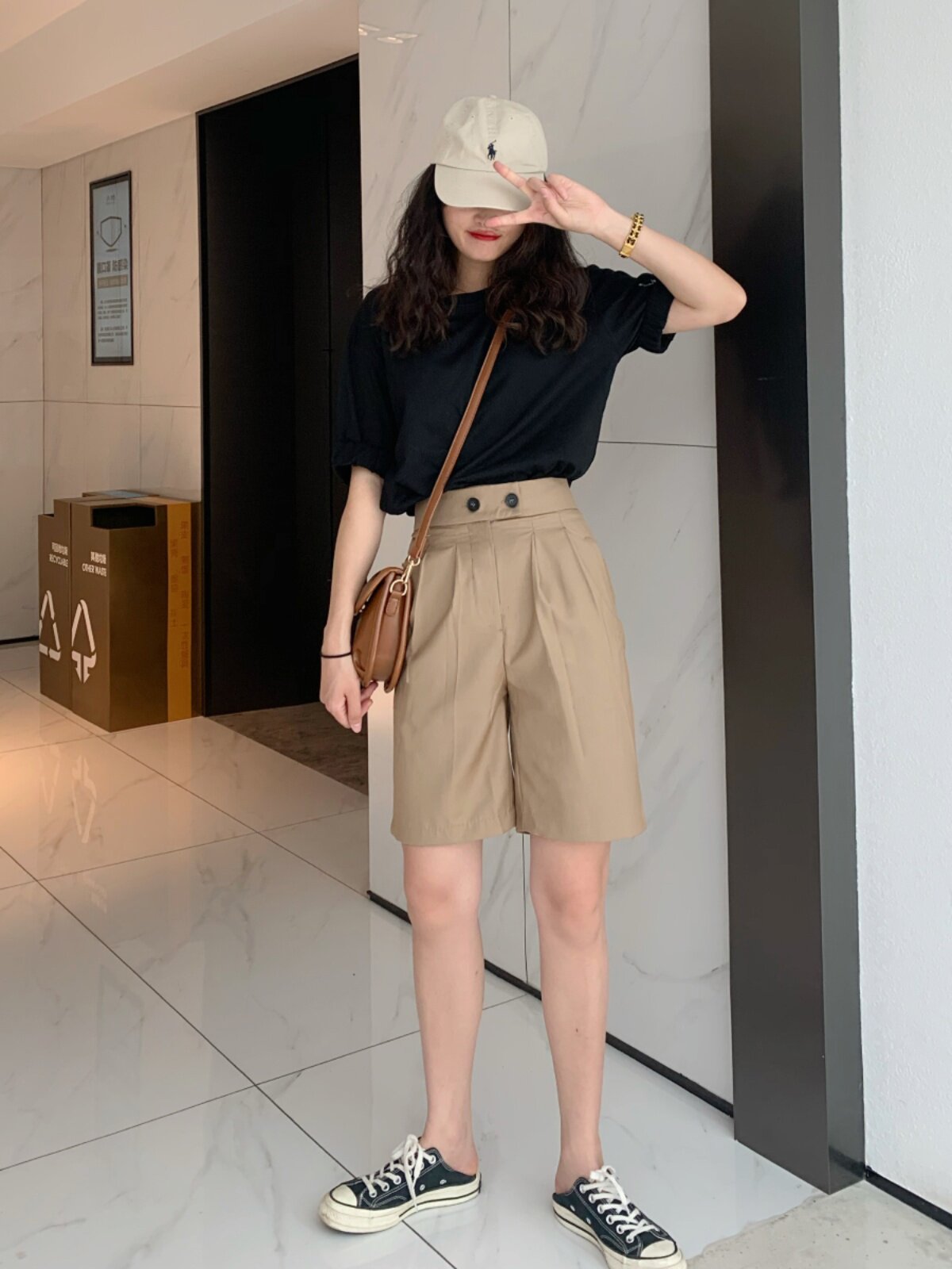 CASUAL SHORTS WOMENS LOOSE FAT SISTER MM NEW PLUS-SIZE SUIT PANTS HIGH-WAISTED THIN FIVE-POINT PANTS WOMENS STRAIGHT HONG KONG FLAVOR