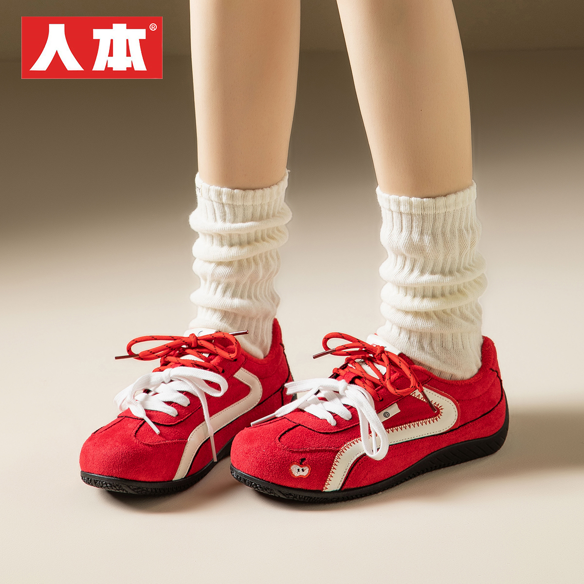 人本红色加绒棉鞋女冬可爱刺绣保暖鞋撞色休闲百搭加绒德训鞋板鞋