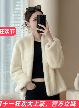 水貂皮大衣女进口整貂皮草外套V领短款2026冬季新款年轻款本色