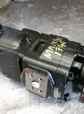 MANITOU MT1740 液压泵 7049522009曼尼通发动机液压泵