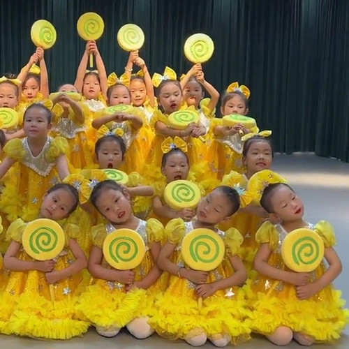 六一儿童节我们都是小星星舞蹈服