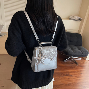 时尚 2025新款 百搭女士单肩斜挎包休闲轻便小背包女休闲旅行双肩包